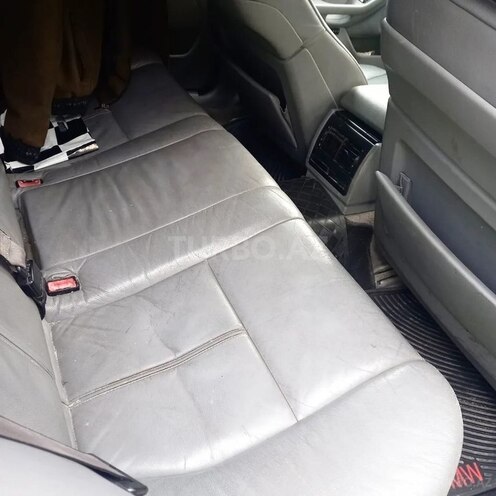 BMW 528 2000, 305,465 km - 2.8 l - Bakı