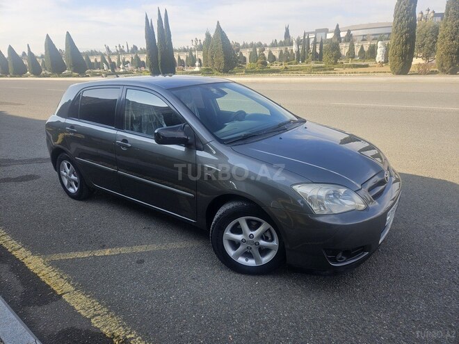 Toyota Corolla 2005, 412,000 km - 1.4 l - Gəncə