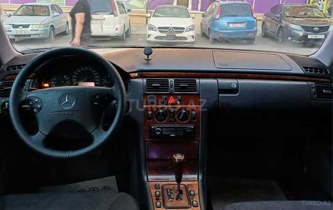 Mercedes E 220 d 1999, 420,000 km - 2.2 л - Bakı