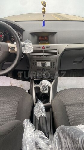 Opel Astra 2004, 233,000 km - 1.4 l - Ağdaş