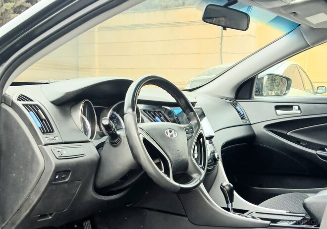 Hyundai Sonata 2011, 130,000 km - 2.4 l - Bakı
