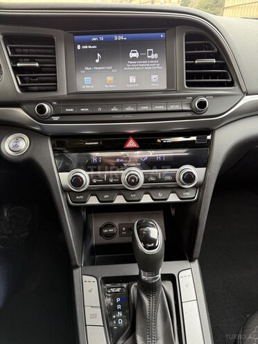 Hyundai Elantra 2019, 68,000 km - 2.0 l - Bakı