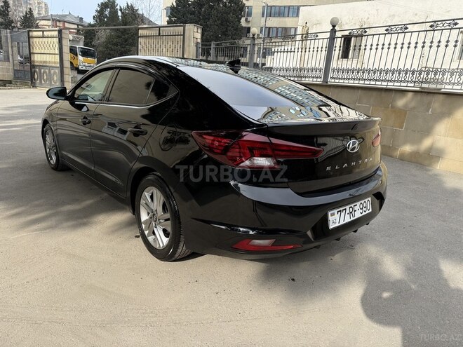 Hyundai Elantra 2019, 68,000 km - 2.0 l - Bakı