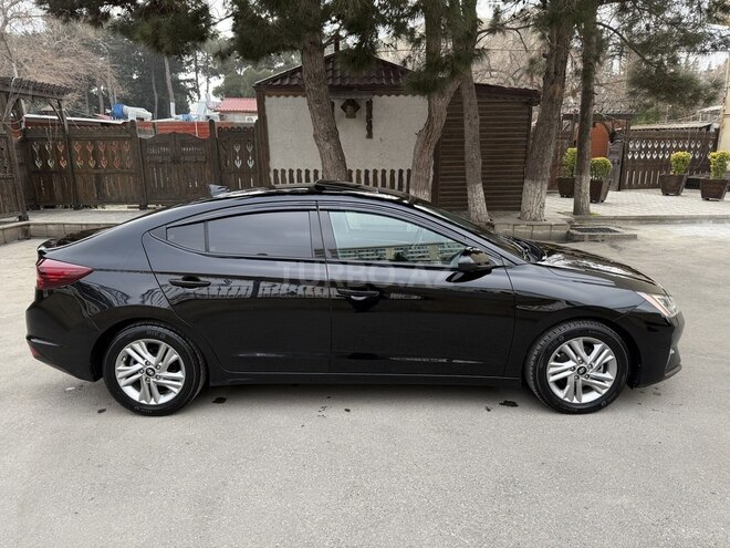 Hyundai Elantra 2019, 68,000 km - 2.0 l - Bakı