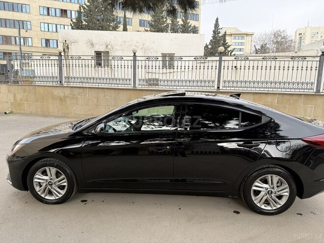Hyundai Elantra 2019, 68,000 km - 2.0 l - Bakı