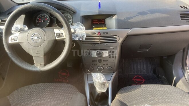Opel Astra 2004, 233,000 km - 1.4 l - Ağdaş