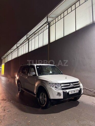 Mitsubishi Pajero 2007, 228,000 km - 3.0 л - Bakı