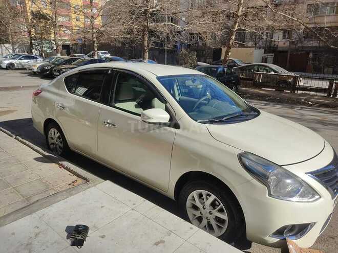 Nissan Sunny 2014, 188,000 km - 1.5 l - Bakı