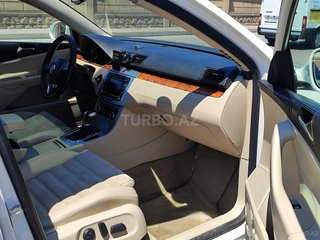 Volkswagen Passat 2010, 221,012 km - 1.8 l - Bakı