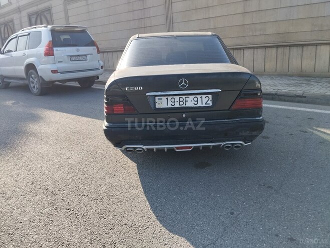 Mercedes E 200 d 1994, 268,000 km - 2.0 l - Bakı