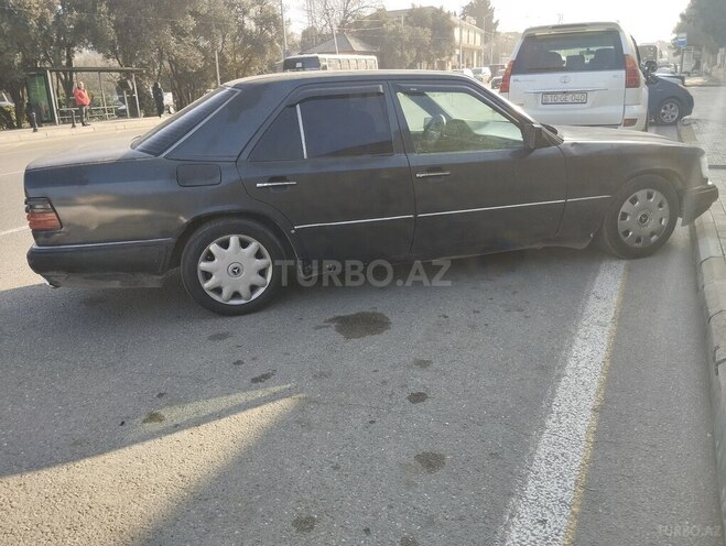 Mercedes E 200 d 1994, 268,000 km - 2.0 l - Bakı