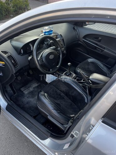 Kia Ceed 2009, 300,000 km - 1.6 л - Bakı