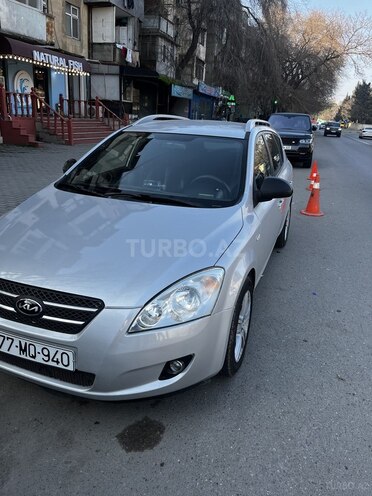 Kia Ceed 2009, 300,000 km - 1.6 л - Bakı