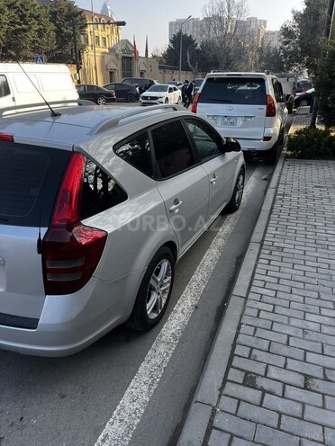 Kia Ceed 2009, 300,000 km - 1.6 л - Bakı