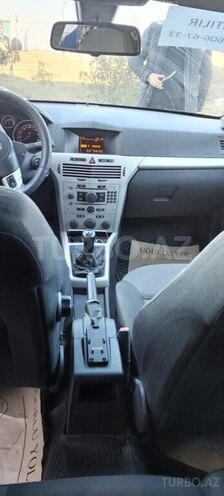 Opel Astra 2007, 211,000 km - 1.9 l - Ağstafa