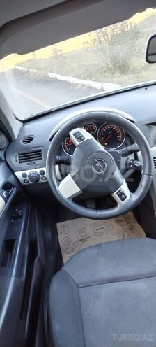 Opel Astra 2007, 211,000 km - 1.9 l - Ağstafa