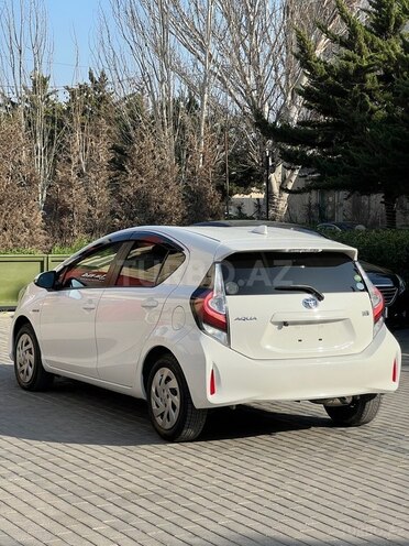 Toyota Aqua 2019, 72,000 km - 1.5 l - Bakı
