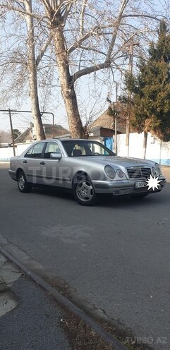 Mercedes E 200 1995, 400,000 km - 2.0 l - Göyçay