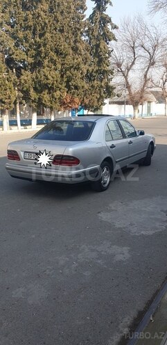 Mercedes E 200 1995, 400,000 km - 2.0 l - Göyçay