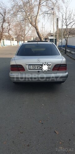 Mercedes E 200 1995, 400,000 km - 2.0 l - Göyçay