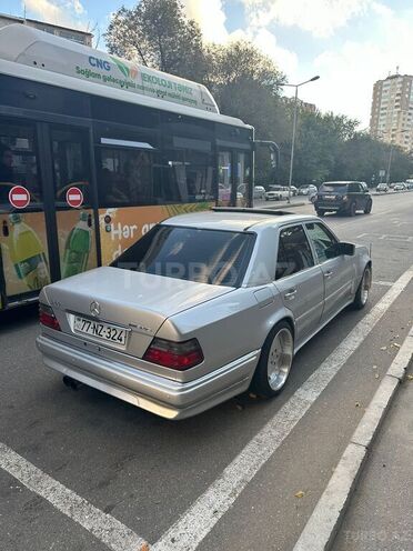 Mercedes E 280 1994, 333,700 km - 2.8 l - Bakı
