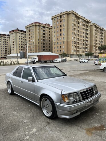 Mercedes E 280 1994, 333,700 km - 2.8 l - Bakı