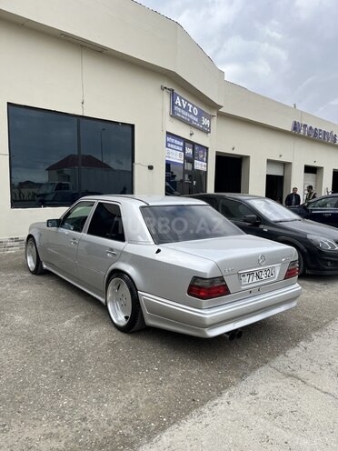 Mercedes E 280 1994, 333,700 km - 2.8 l - Bakı
