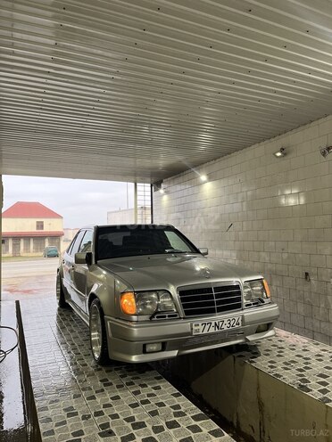 Mercedes E 280 1994, 333,700 km - 2.8 l - Bakı