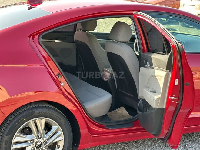 Hyundai Elantra 2019, 81,000 km - 2.0 l - Bakı