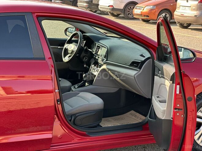 Hyundai Elantra 2019, 81,000 km - 2.0 l - Bakı