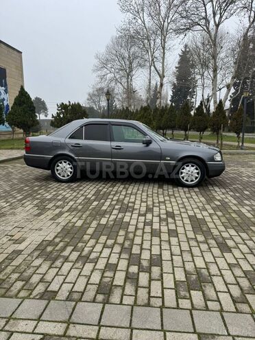Mercedes C 200 1996, 271,214 km - 2.0 l - Masallı