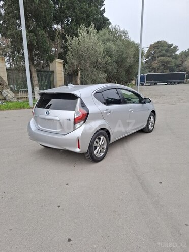Toyota Aqua 2018, 72,000 km - 1.5 l - Bakı
