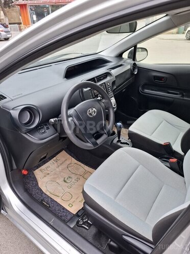 Toyota Aqua 2018, 72,000 km - 1.5 l - Bakı