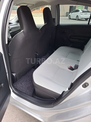 Toyota Aqua 2018, 72,000 km - 1.5 l - Bakı