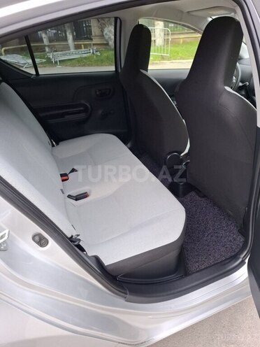 Toyota Aqua 2018, 72,000 km - 1.5 l - Bakı