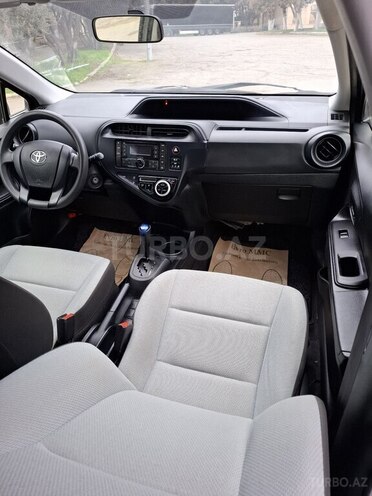 Toyota Aqua 2018, 72,000 km - 1.5 l - Bakı