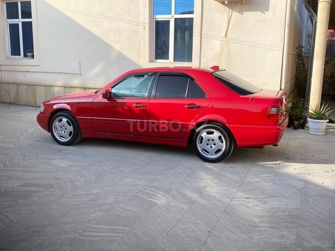 Mercedes C 200 1996, 256,000 km - 2.0 l - Bakı
