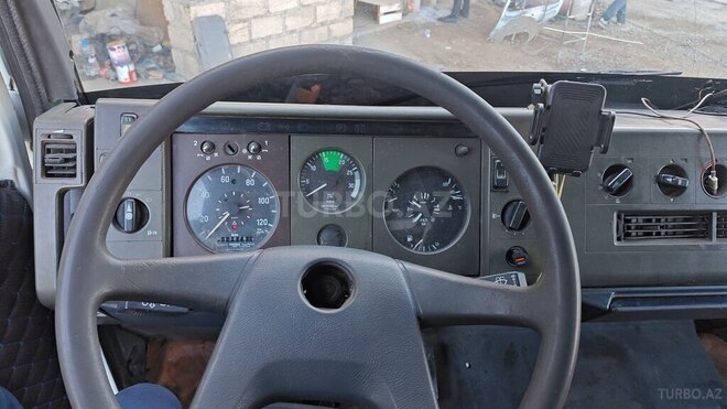 Mercedes 814 D 1981, 999,999 km - 4.0 l - Gəncə
