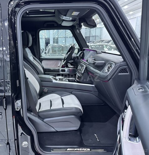 Mercedes G 63 AMG-13