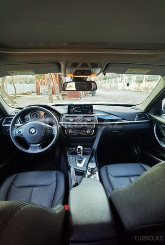 BMW 320-7