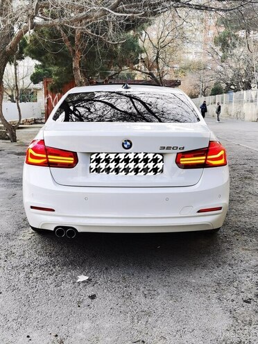 BMW 320-6