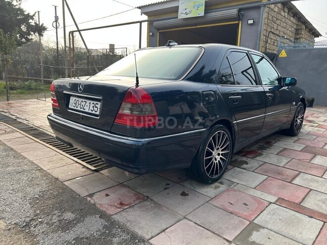 Mercedes C 180 1995, 330,000 km - 1.8 л - Astara