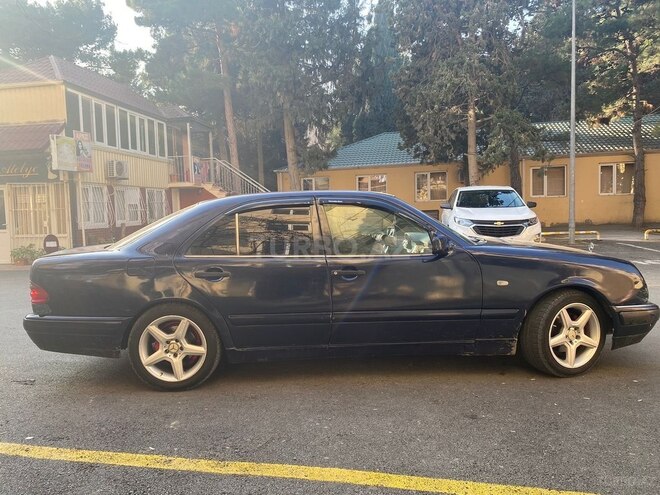 Mercedes E 230 1996, 495,241 km - 2.3 l - Bakı