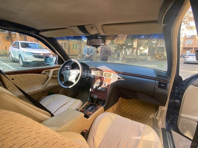 Mercedes E 230 1996, 495,241 km - 2.3 l - Bakı