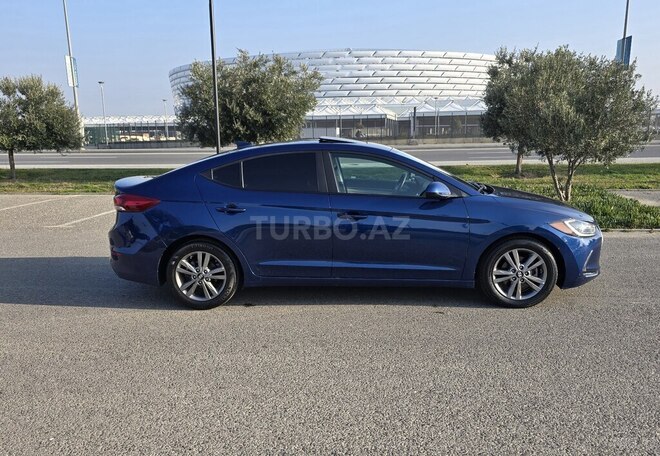 Hyundai Elantra 2018, 111,000 km - 2.0 л - Bakı