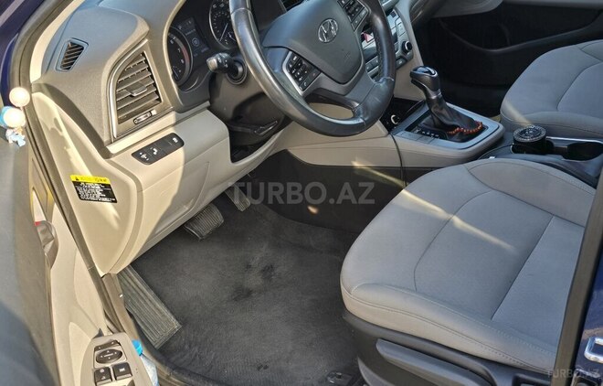Hyundai Elantra 2018, 111,000 km - 2.0 л - Bakı