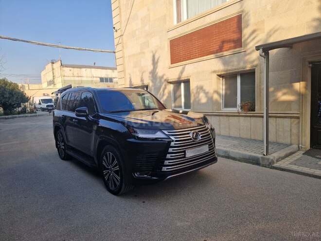 Lexus LX 500d-2