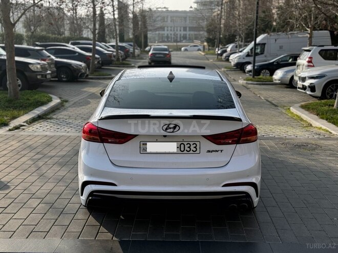 Hyundai Elantra 2016, 86,000 km - 1.6 l - Bakı