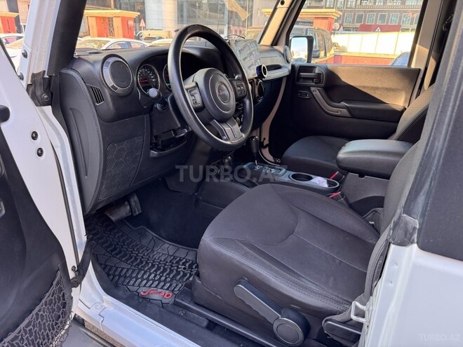 Jeep Wrangler-5