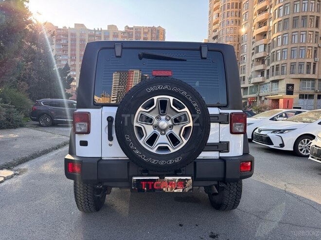 Jeep Wrangler-3